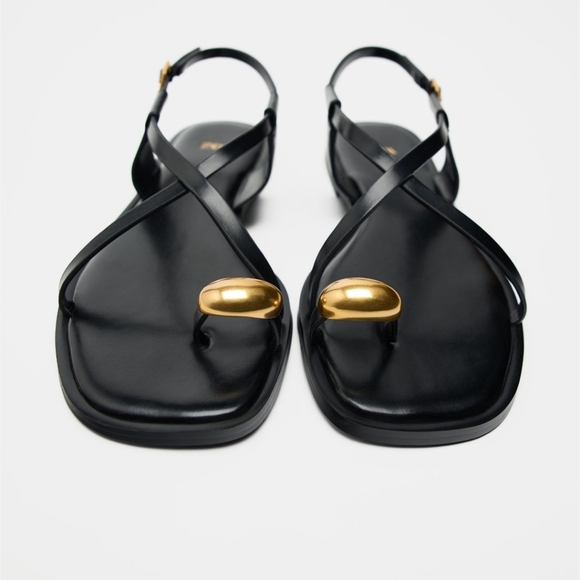 Zara Women's Black Flat Strappy Sandal With Metal Ornament Sz 9 (40) - Picture 2 of 11